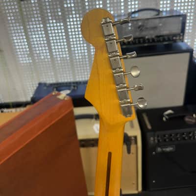 Fender JV Modified '50s Stratocaster HSS 2022 - 2024 - 2-Tone Sunburst image 9