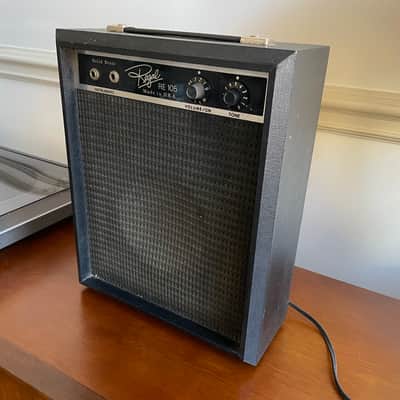 Vintage 1960s Regal RE-105 Electric Guitar Amplifier Silvertone image 3