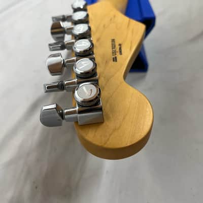 Fender American Elite Stratocaster Strat Electric Guitar - 3-Color Sunburst image 22
