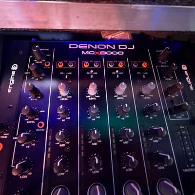 Denon MCX8000 4-Channel Pro DJ Player / Controller with Case image 16