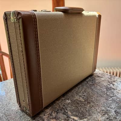 Fender Dealer Exclusive Briefcase  - Tan Tolex image 6