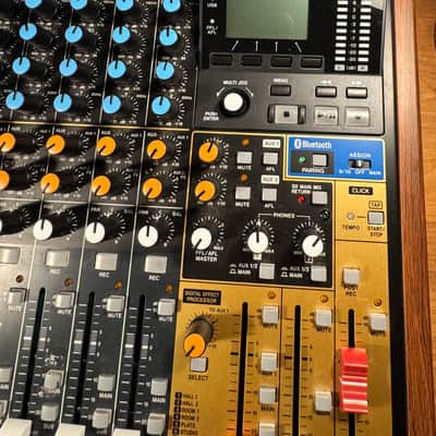 TASCAM Model 12 Multitrack Recorder / Mixer / USB Interface 2020 - Present - Black with Wood Cheeks image 16