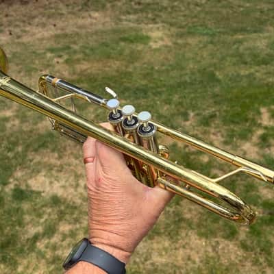 Yamaha YTR - 6335H Mark II Early 90's - Brass/Silver image 9