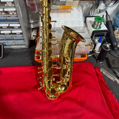 Selmer Paris Signature 82SIG Gold Lacquer Alto Saxophone BLOW OUT DEAL! image 2