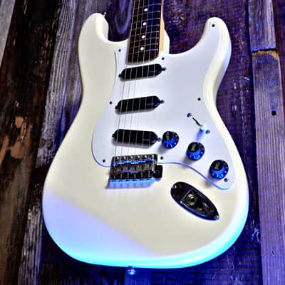 1988 Fender Stratocaster MIJ - Collectors Players Series - Olympic White image 20