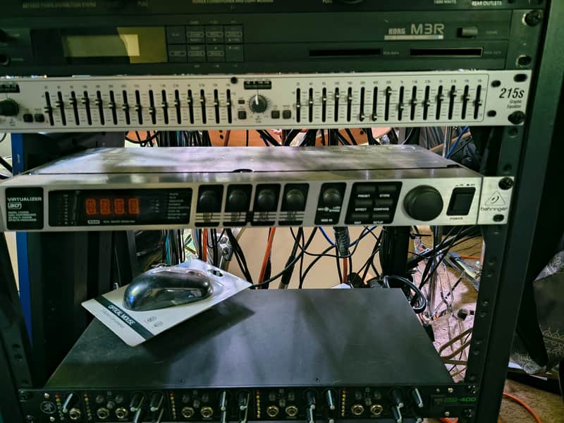 dbx 215s Dual Channel 15-Band EQ 2010s - Silver image 1