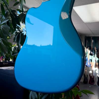 Fender Vintera II '60s Bass VI with Rosewood Fretboard 2023 - Lake Placid Blue image 10