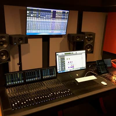 Avid S6 M40 Console 32Chnl Fader-, Knob- and Process Module incl. Zaor custom Desk image 9