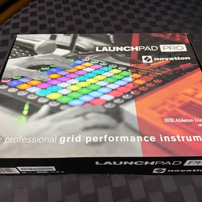 Novation Launchpad Pro Pad Controller 2011 - 2015 - Black image 2