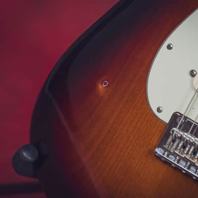 Immagine Fender Stratocaster American Professional 3 Tone Sunburst 2017 - 21