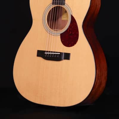 Eastman E6 OM Acoustic with Case, Natural Thermo Cured image 2