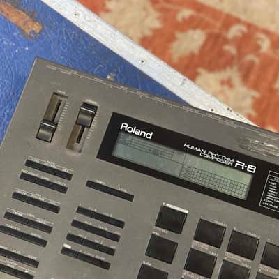 Roland R-8 Human Rhythm Composer image 2