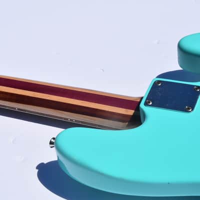 Ankh Instruments 35" scale,Left Hand, Jazz Bass, Bahama Green 2020 Bahama Green image 5