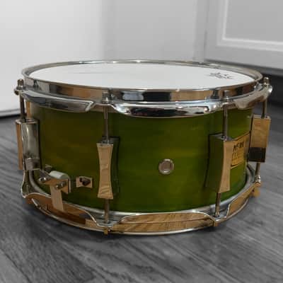 Pork Pie 5.5 x 12-inch Maple Snare in Transparent Green Finish (2003) image 7