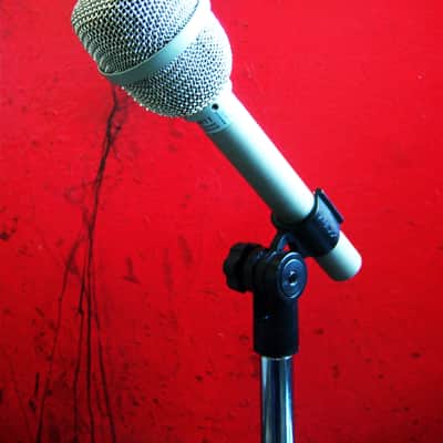 Vintage 1987 Electro-Voice RE11 Supercardioid Dynamic Microphone Low Z w mic clip RE10 RE15 RE16 RE18 image 5