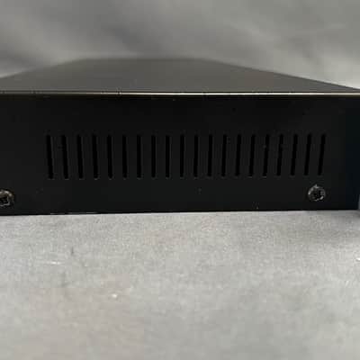 dbx DriveRack PA Complete Equalization and Loudspeaker Control System 2010s - Purple image 8