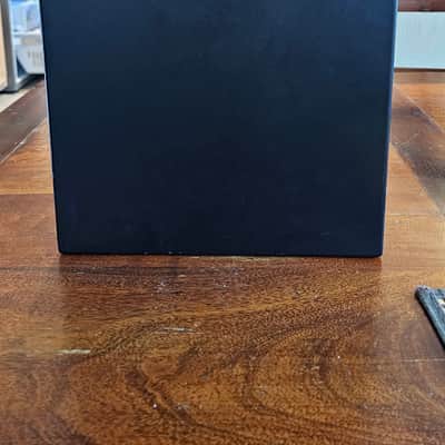 Genelec 1031A 8" Powered Nearfield Studio Monitor (Single) Black image 7