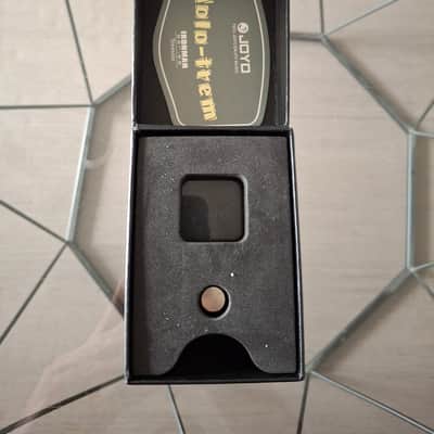 Joyo JF-325 Ironman Series Molo-Trem Tremolo 2010s - Green image 3
