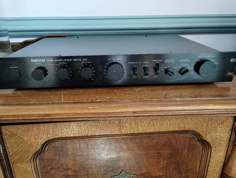 Nikko Beta 20 preamplifier in very good condition - 1980's