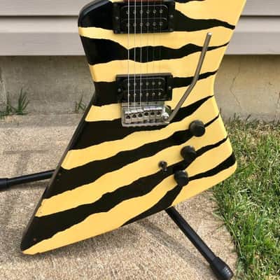 For the Motley Crue Fan Tribute USA Hamer Blitz 83 The Dirt Mick Mars CRUE image 1