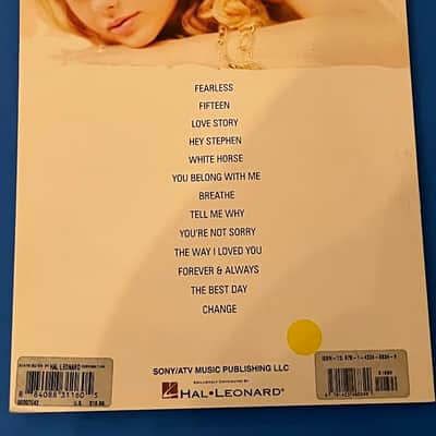 Taylor Swift Fearless Piano Vocal & Guitar Book image 3
