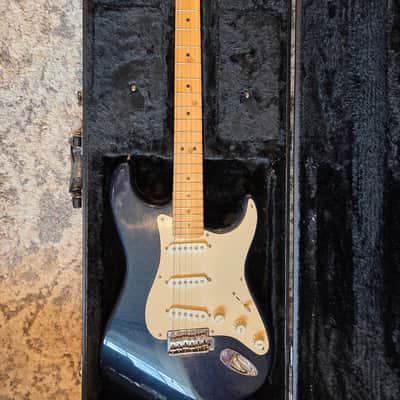 Fender Eric Clapton Signature Stratocaster 2006 - Midnight Blue image 2