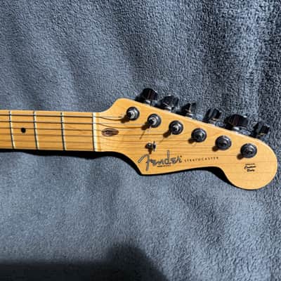 Fender American Standard Stratocaster with Maple Fretboard 2008 - 2016 - Black image 3