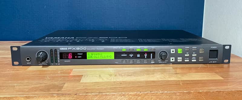 Yamaha FX900 Multi-Effects Processor image 1