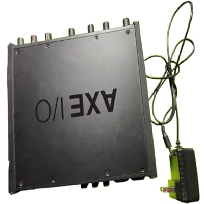 IK Multimedia AXE I/O Solo USB Audio Interface 2020 - Present - Black image 3