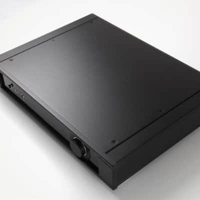 REGA Elicit MK5 - Integrated Amplifier - NEW! image 3