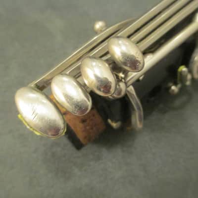 Leblanc V7214 Vito Student Model Bb Clarinet -  serviced with all pads replaced. image 10