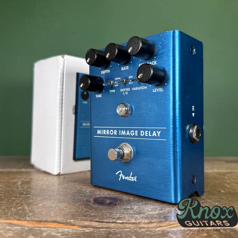 Fender Mirror Image Delay