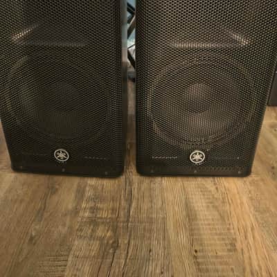 Yamaha DXR10 mkII 2-Way 1100-Watt 10