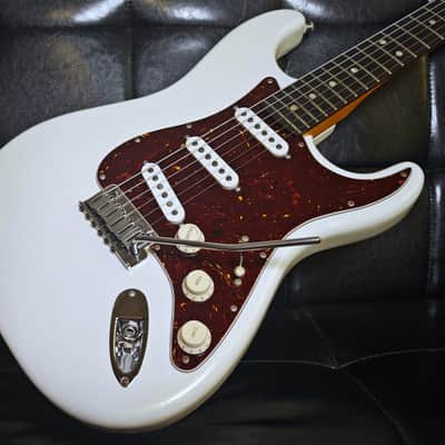 Fender American Ultra Stratocaster  - Arctic Pearl image 1