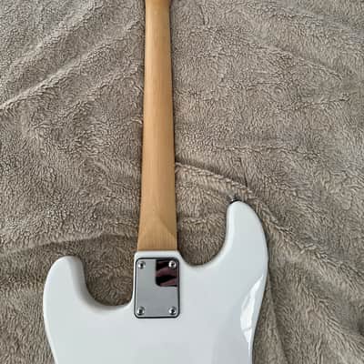 Squier x Angine de Poitrine image 10