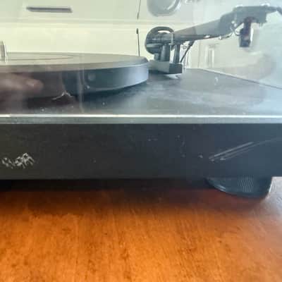 Immagine Pro-Ject Debut III Turntable w/ Ortofon OM 5E Cartridge 2000s - Black - 12