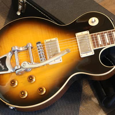 2009 Gibson Les Paul Standard Limited Edition Florentine w/ Bigsby Semi-Hollow Electric Guitar Sunburst + OHSC image 2