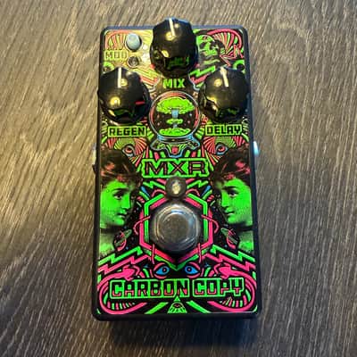 MXR ILD169 I Love Dust Limited Edition Carbon Copy 2018 - Green/Pink Graphic image 6