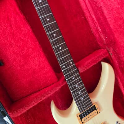 Aria Pro II Urchin U-70, Orig Hard Case, 1981 S/N, Pro Serviced Matsumoku image 3