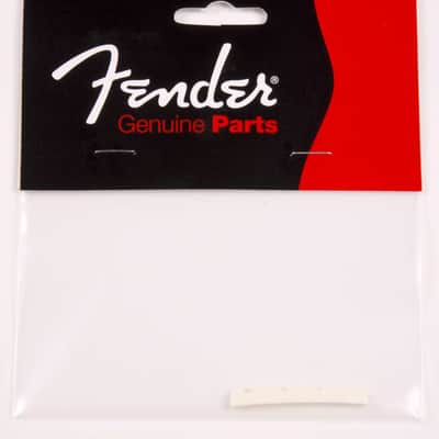 Genuine Fender® American Deluxe P-Bass Slotted Nut 007-8980-000 image 2