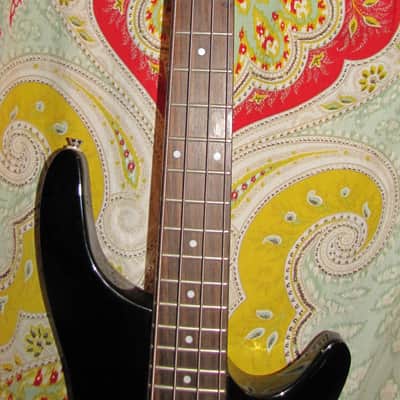 Lyon "Series 4" Bass Guitar by Washburn Black Gloss P-Bass Style image 7