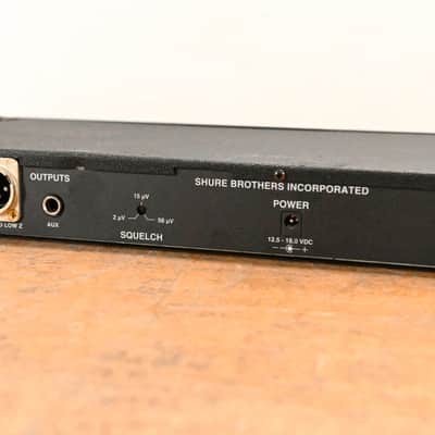 Shure L4 Diversity Wireless Receiver - 176.200 MHz (NO POWER SUPPLY) CG01N9G image 7