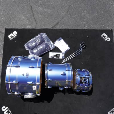 Pearl Masters Maple Complete MCT Series Chrome Contrail Lqr. 3pc Maple Shell Pack | (12, 14, 20") image 2