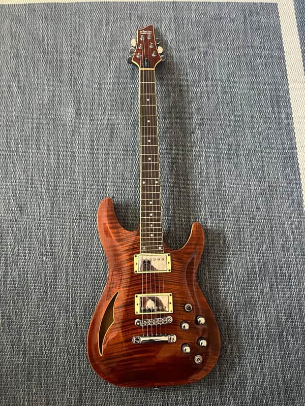 Schecter C-1 E/A 2015 - 2019 - Cat's Eye image 1