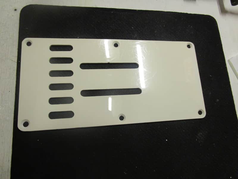 G&L Tremolo cover , back plate