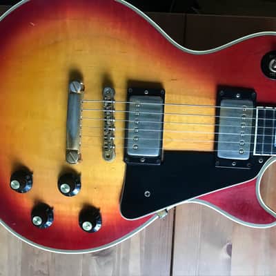 Gibson Les Paul Custom 1973 Cherry Sunburst image 2