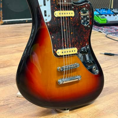 Fender Jaguar Baritone 2004 - Sunburst image 4