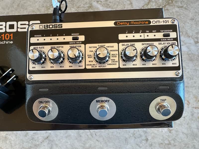 Boss DM-101 Delay Machine