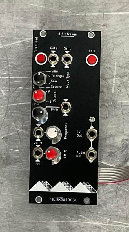 Blinkenlights 8 Bit Waves -VCO module for Eurorack image 1