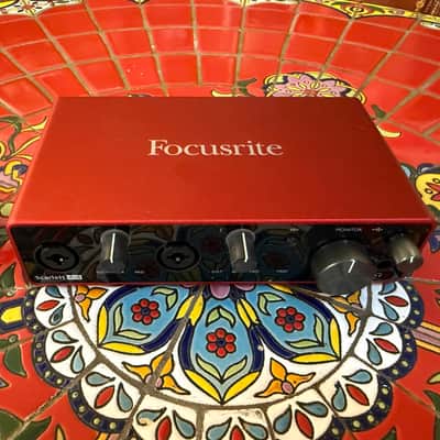 Focusrite Scarlett 4i4 3rd Gen USB Audio Interface 2019 - Present - Red / Black image 3